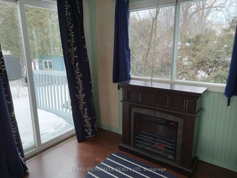 Photo 29 at 2 Della Street, Virginia, Georgina