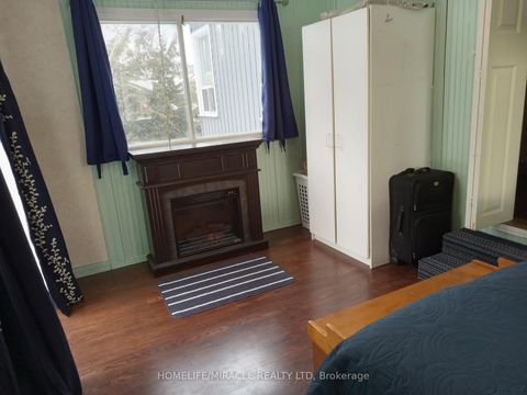 Photo 30 at 2 Della Street, Virginia, Georgina