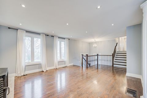 Photo 10 at 11 George Street, Sharon, East Gwillimbury