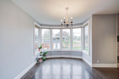 Photo 12 at 11 George Street, Sharon, East Gwillimbury