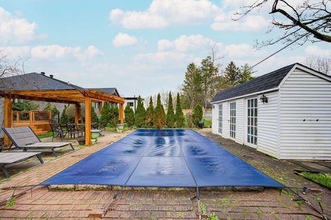 Photo 28 at 11 George Street, Sharon, East Gwillimbury