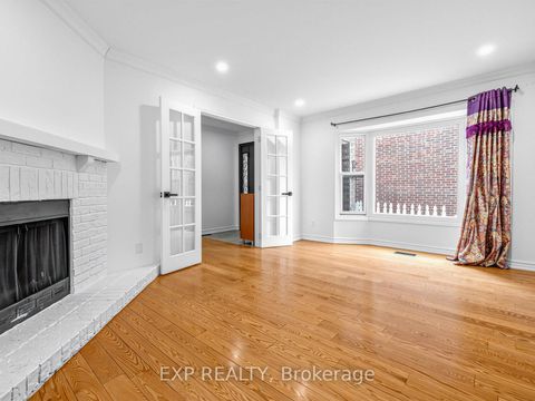 Photo 5 at 125 Green Bush Crescent, Yorkhill, Vaughan