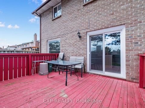 Photo 36 at 125 Green Bush Crescent, Yorkhill, Vaughan