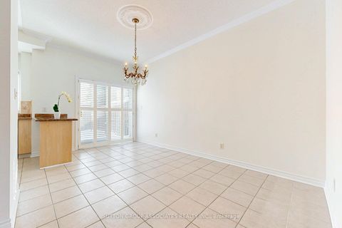 Photo 13 at 31 Pairash Avenue, Mill Pond, Richmond Hill