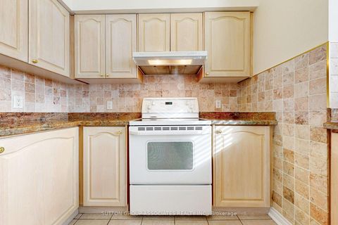 Photo 20 at 31 Pairash Avenue, Mill Pond, Richmond Hill