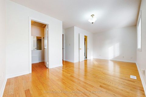 Photo 25 at 31 Pairash Avenue, Mill Pond, Richmond Hill