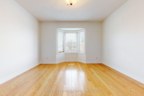 Photo 36 at 31 Pairash Avenue, Mill Pond, Richmond Hill