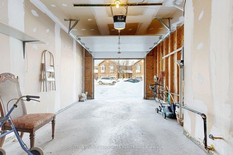 Photo 43 at 31 Pairash Avenue, Mill Pond, Richmond Hill