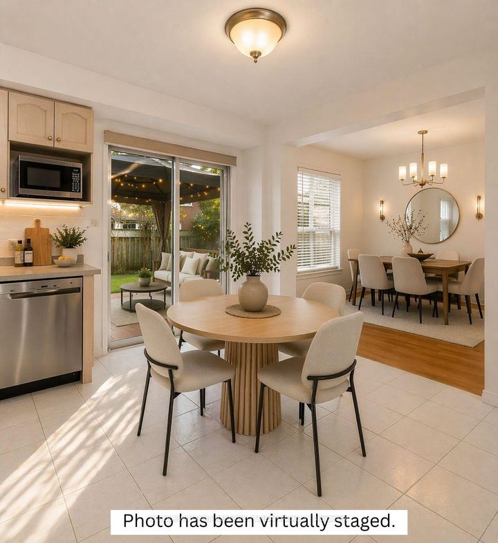 Photo 17 at 90 Lynette Drive, Falkirk, Hamilton