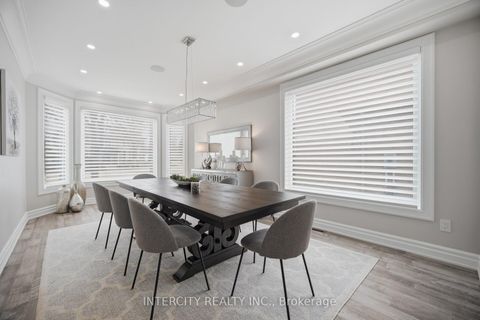 Photo 6 at 61 Woodland Trail Court, Islington Woods, Vaughan