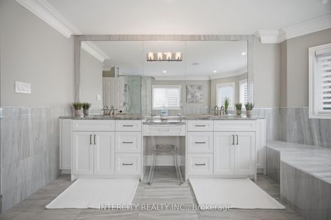 Photo 27 at 61 Woodland Trail Court, Islington Woods, Vaughan