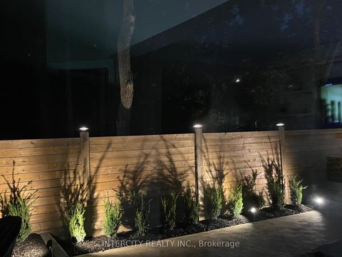 Photo 49 at 61 Woodland Trail Court, Islington Woods, Vaughan