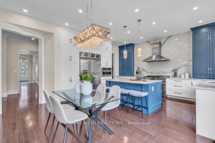 Photo 16 at 17 Torgan Trail, Kleinburg, Vaughan