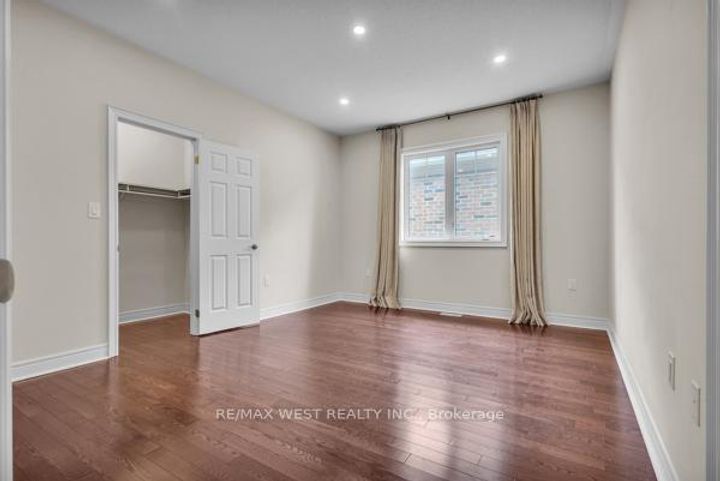 Photo 36 at 17 Torgan Trail, Kleinburg, Vaughan