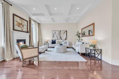 Photo 13 at 17 Torgan Trail, Kleinburg, Vaughan