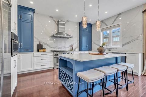 Photo 21 at 17 Torgan Trail, Kleinburg, Vaughan