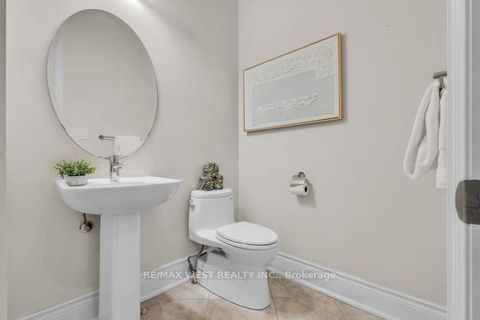 Photo 25 at 17 Torgan Trail, Kleinburg, Vaughan