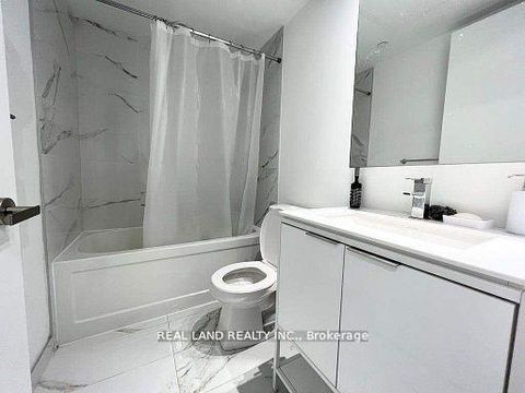 Photo 11 at 3116 - 77 Shuter Street S, Yonge Corridor, Toronto