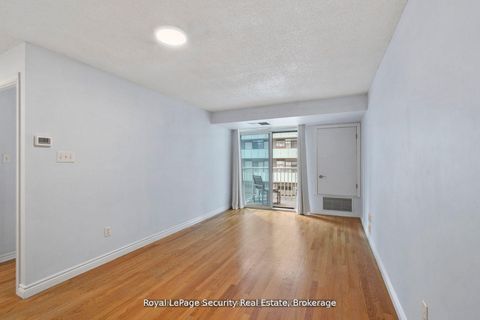 Photo 11 at 908 - 105 Victoria Street, Yonge Corridor, Toronto