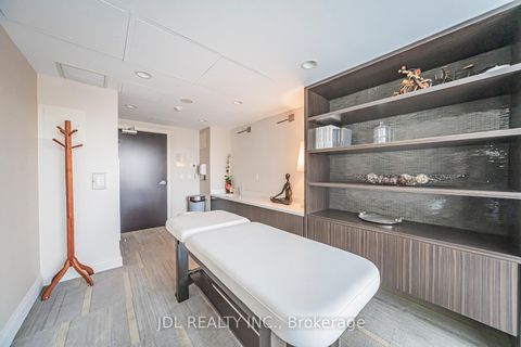 Photo 17 at 806 - 825 Church Street N, Moore Park, Toronto