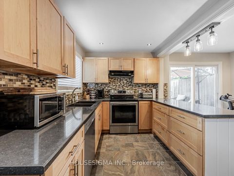 Photo 13 at 1379 Orlando Court, Samac, Oshawa