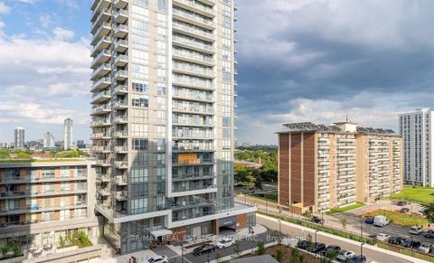 Photo 1 at 722 - 36 Forest Manor Road, Henry Farm, Toronto