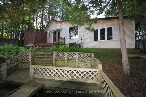 Photo 9 at 184 Riverbank Drive, Pefferlaw, Georgina