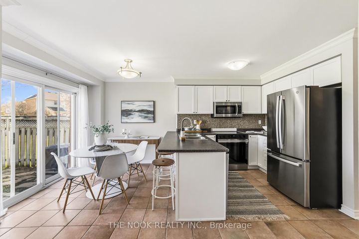 Photo 10 at 1556 Harwood Drive, CL Clarke, Milton