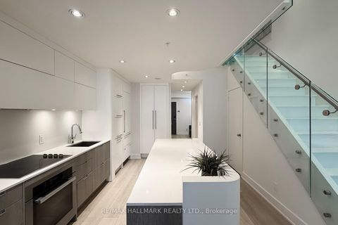 Photo 5 at TH14 - 30 Nelson Street, Waterfront Communities C1, Toronto