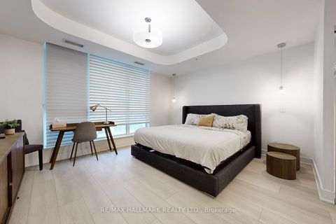 Photo 20 at TH14 - 30 Nelson Street, Waterfront Communities C1, Toronto