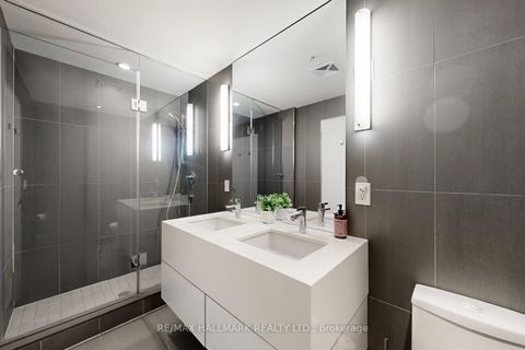 Photo 24 at TH14 - 30 Nelson Street, Waterfront Communities C1, Toronto