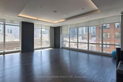 Photo 30 at TH14 - 30 Nelson Street, Waterfront Communities C1, Toronto
