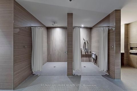 Photo 34 at TH14 - 30 Nelson Street, Waterfront Communities C1, Toronto