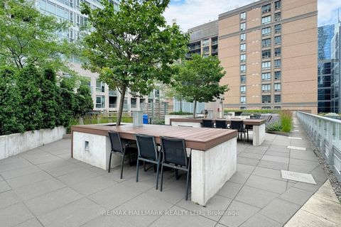 Photo 39 at TH14 - 30 Nelson Street, Waterfront Communities C1, Toronto