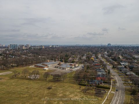 Photo 30 at 159 Princess Margaret Boulevard, Rosethorn, Toronto