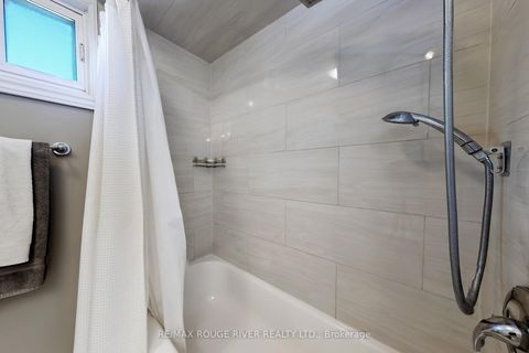 Photo 20 at 132 Beaverbrook Court, Rouge E10, Toronto