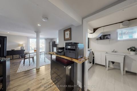 Photo 34 at 132 Beaverbrook Court, Rouge E10, Toronto