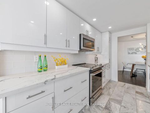 Photo 6 at 1709 - 7250 Yonge Street, Yorkhill, Vaughan
