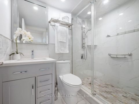 Photo 14 at 1709 - 7250 Yonge Street, Yorkhill, Vaughan