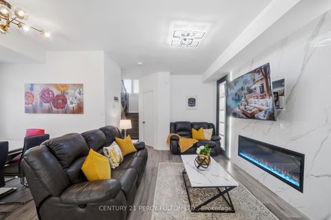 Photo 16 at 115 Ambereen Place, Bowmanville, Clarington