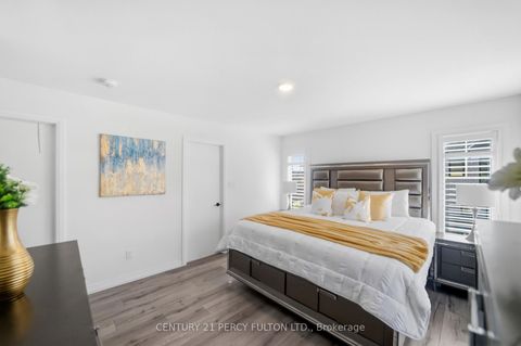 Photo 17 at 115 Ambereen Place, Bowmanville, Clarington