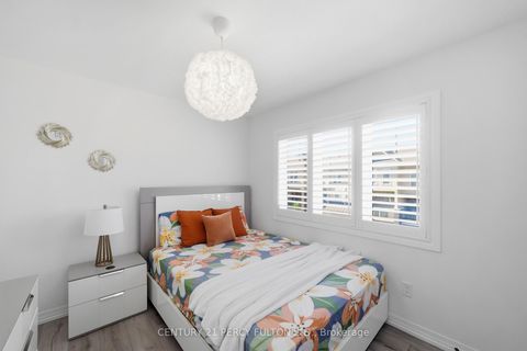 Photo 21 at 115 Ambereen Place, Bowmanville, Clarington