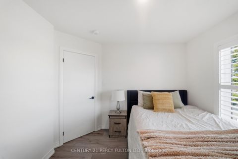 Photo 27 at 115 Ambereen Place, Bowmanville, Clarington