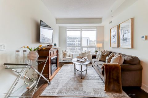 Photo 9 at 301 - 7 Kenaston Gardens, Bayview Village, Toronto