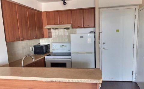 Photo 5 at 1906 - 36 Lee Centre Drive, Woburn, Toronto