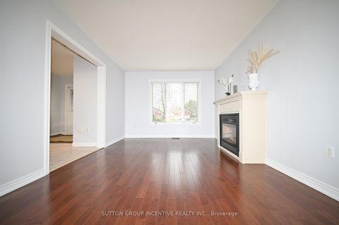 Photo 4 at 26 Warner Road, Holly, Barrie