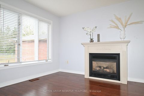 Photo 5 at 26 Warner Road, Holly, Barrie