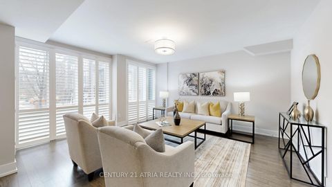 Photo 2 at 15 Thorncrest Drive, Patterson, Vaughan