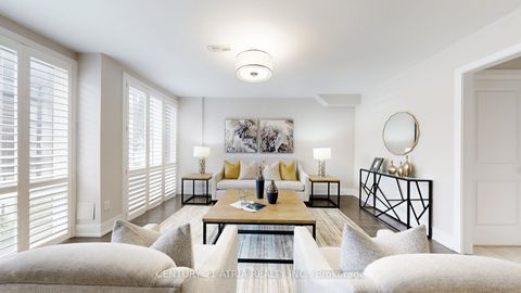 Photo 3 at 15 Thorncrest Drive, Patterson, Vaughan