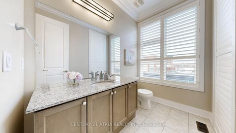 Photo 31 at 15 Thorncrest Drive, Patterson, Vaughan